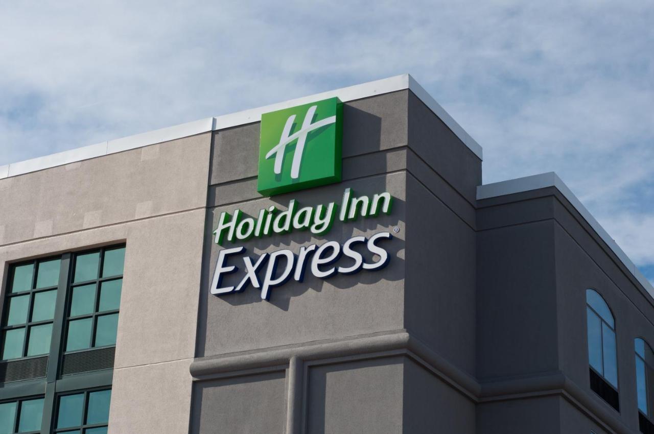 Holiday Inn Express Quantico - Stafford, An Ihg Hotel Exterior photo